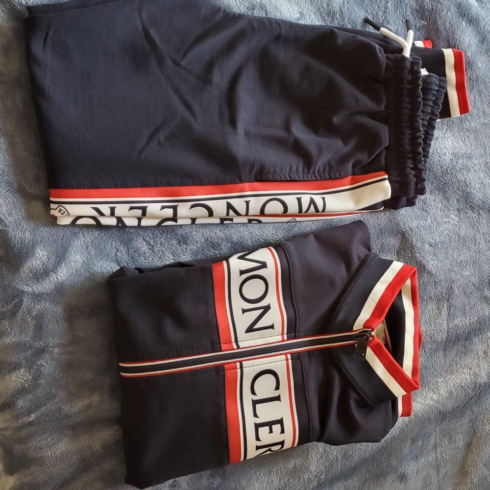 Moncker Logo Sweatsuit Set